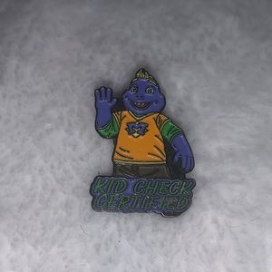 Chuck E Cheese Pin